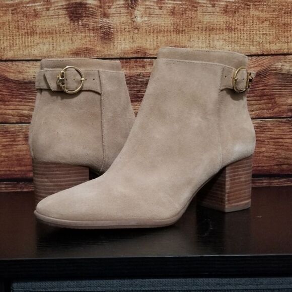 Tory Burch Sofia Suede Sand Ankle boots - Picture 10 of 12